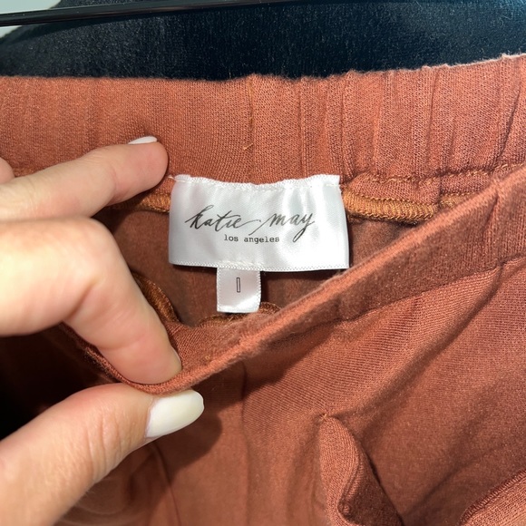 🆕 Katie May Turning it Up Pant Set - Picture 12 of 16